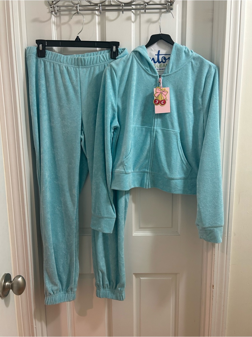 NWT Juicy Couture terry crystal blue Track Suit sweatsuit size medium wome…